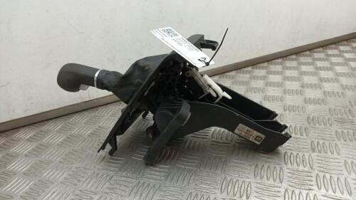 VAUXHALL ZAFIRA MK2 SHIFTER