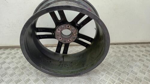 BMW 1 SERIES WHEEL 8JX19 ALLOY WHEEL