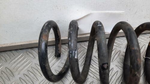 2010 KIA CEED MK1 1.6 DIESEL REAR COIL SPRING