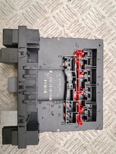VOLKSWAGEN TIGUAN BODY CONTROL UNIT / MODULE